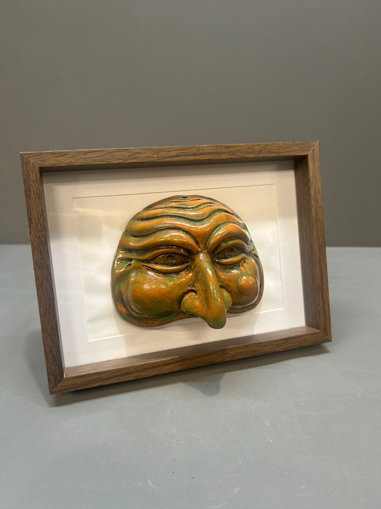 Cornice con Maschera di Pulcinella