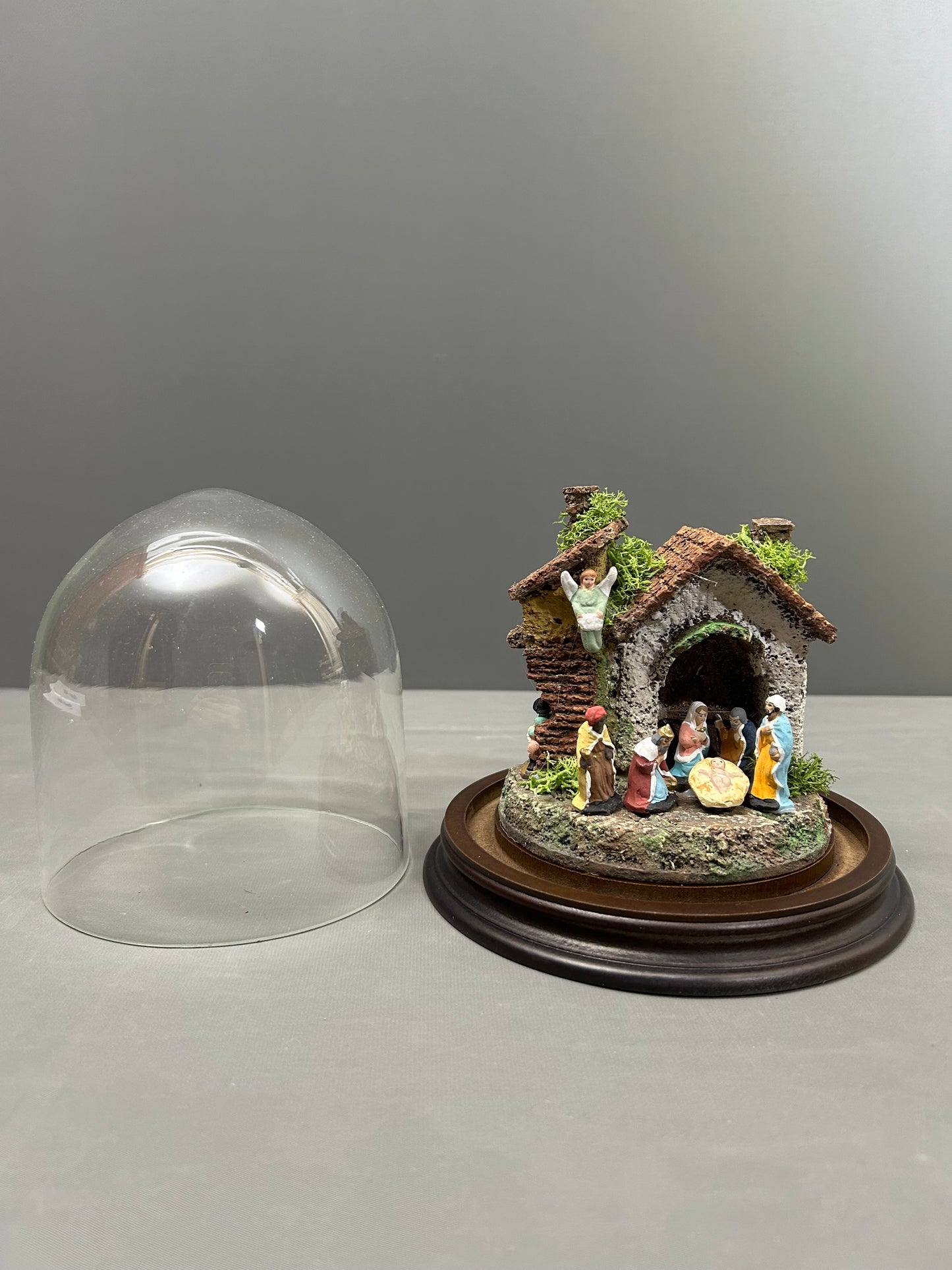 Presepe in campana di vetro mod 0100